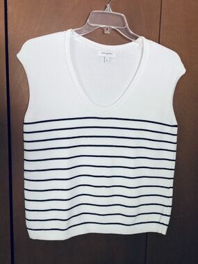 Banana Republic L Sweater Vest White with Black Stripes Scoop Neck Cotton NWOT